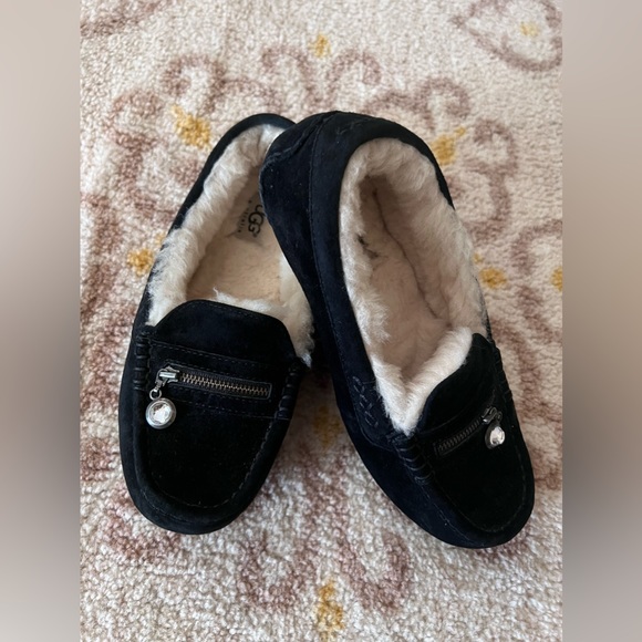 UGG Ansley Charm Slippers - with Swarovski charm in size 6 - Picture 2 of 12